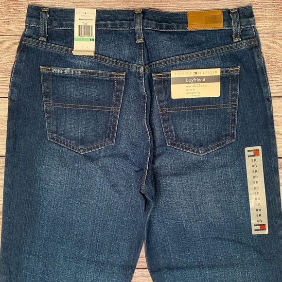 Vintage NWT Tommy Hilfiger Distressed Dark Wash Straight Leg Boyfriend Jeans - Picture 7 of 10